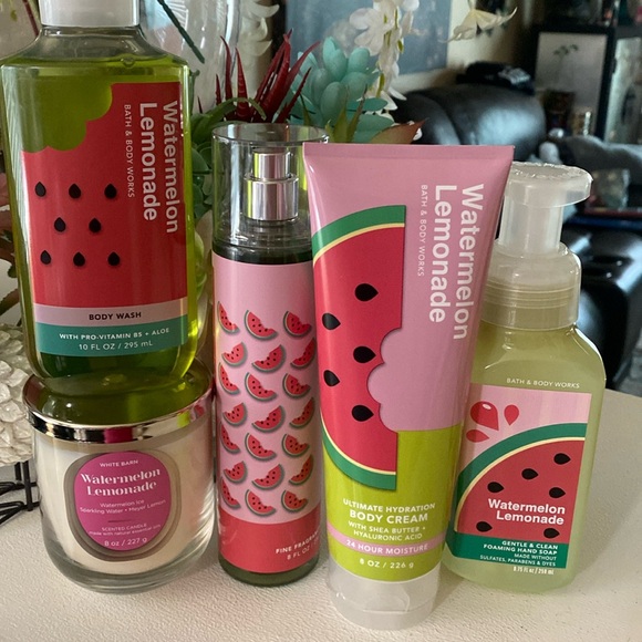 Bath and Bodyworks watermelon lemonade gift set combo everything